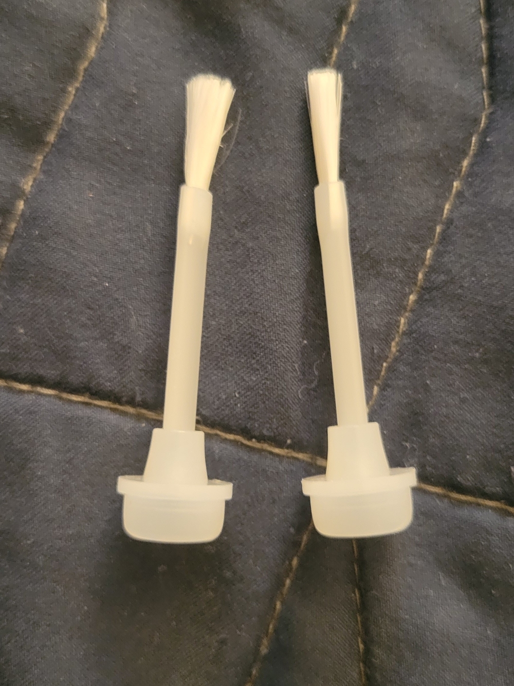 White Nail Glue Brush Applicator Sticks for Precise Nail Art